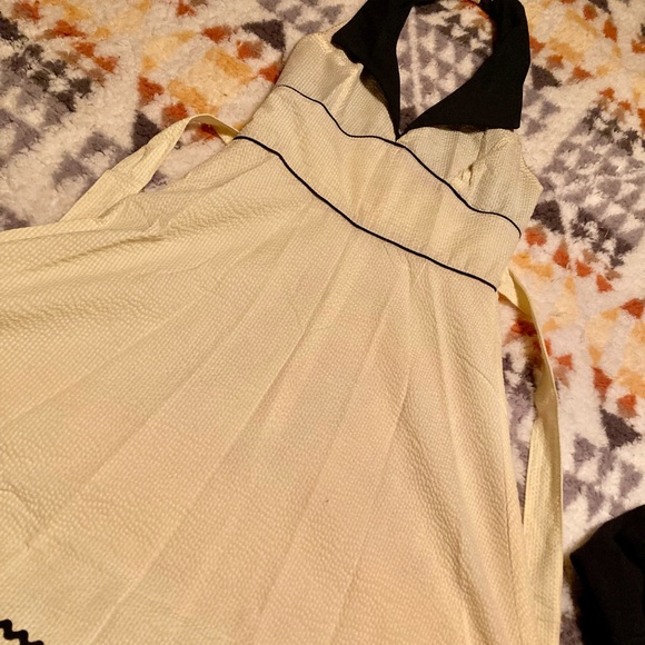Rocksteady Yellow and white seersucker halter dress - Picture 4 of 4